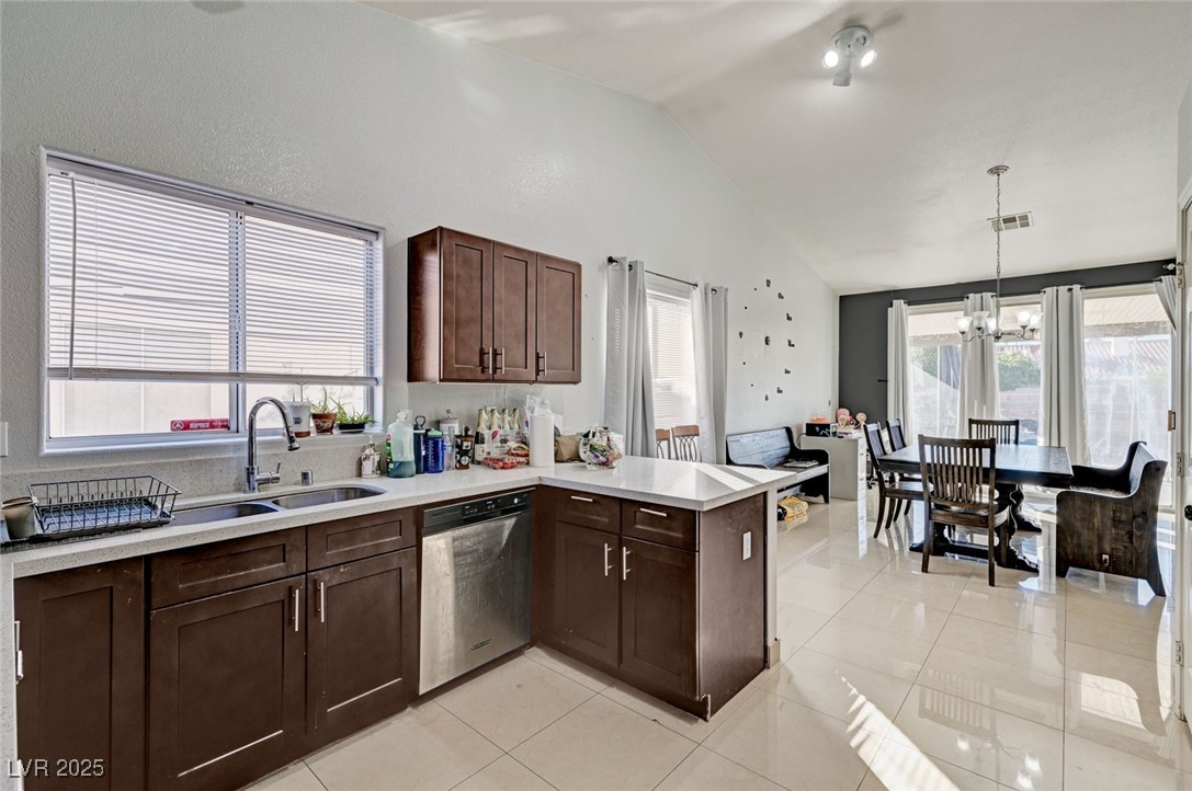 8601 Stone Harbor Avenue Property Photo 17