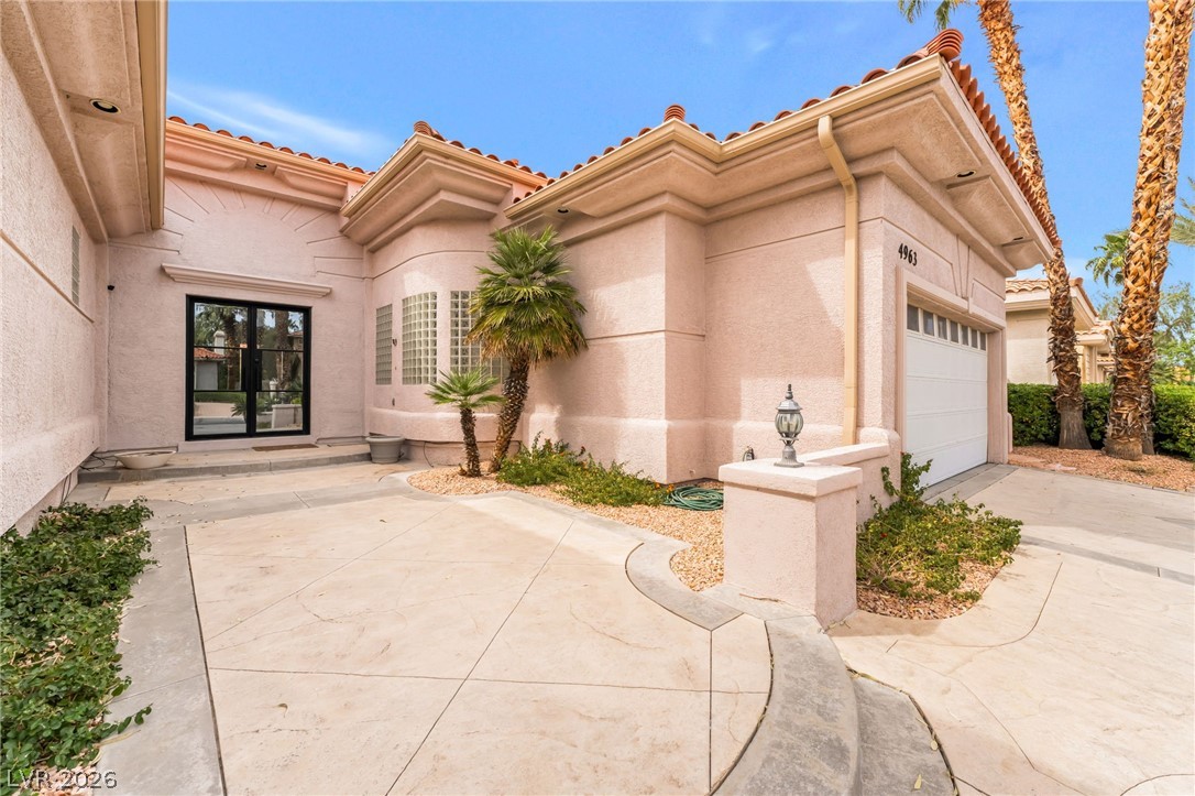 2736662 Property Photo 4