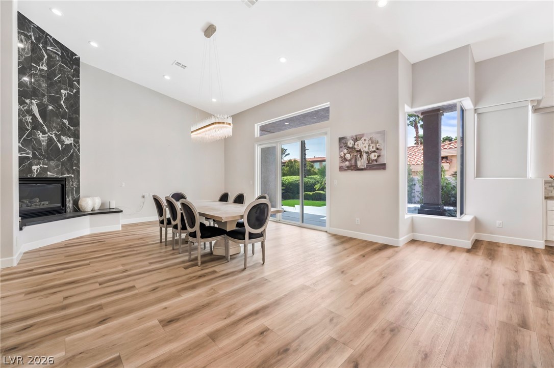 2736662 Property Photo 16