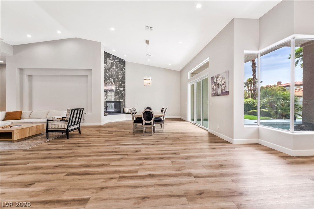 2736662 Property Photo 18