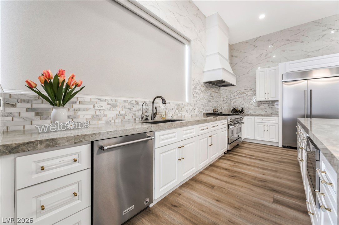 2736662 Property Photo 23