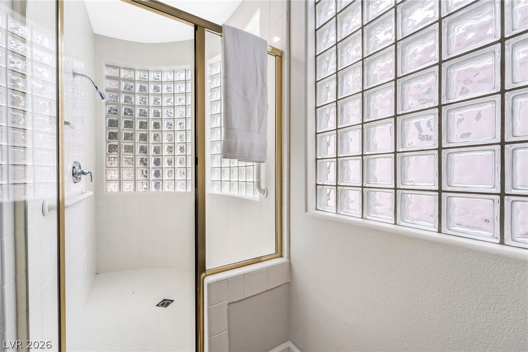 2736662 Property Photo 34