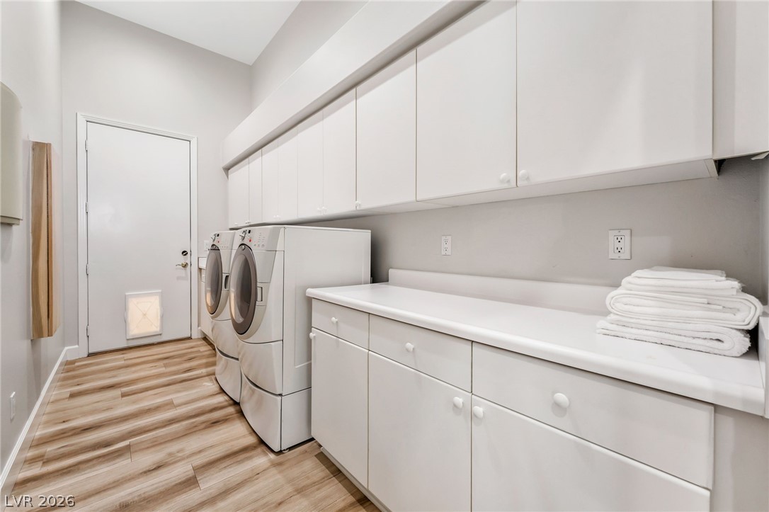 2736662 Property Photo 35