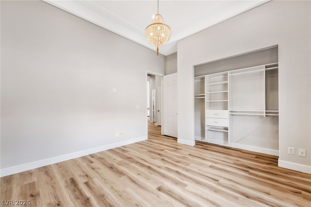2736662 Property Photo 37