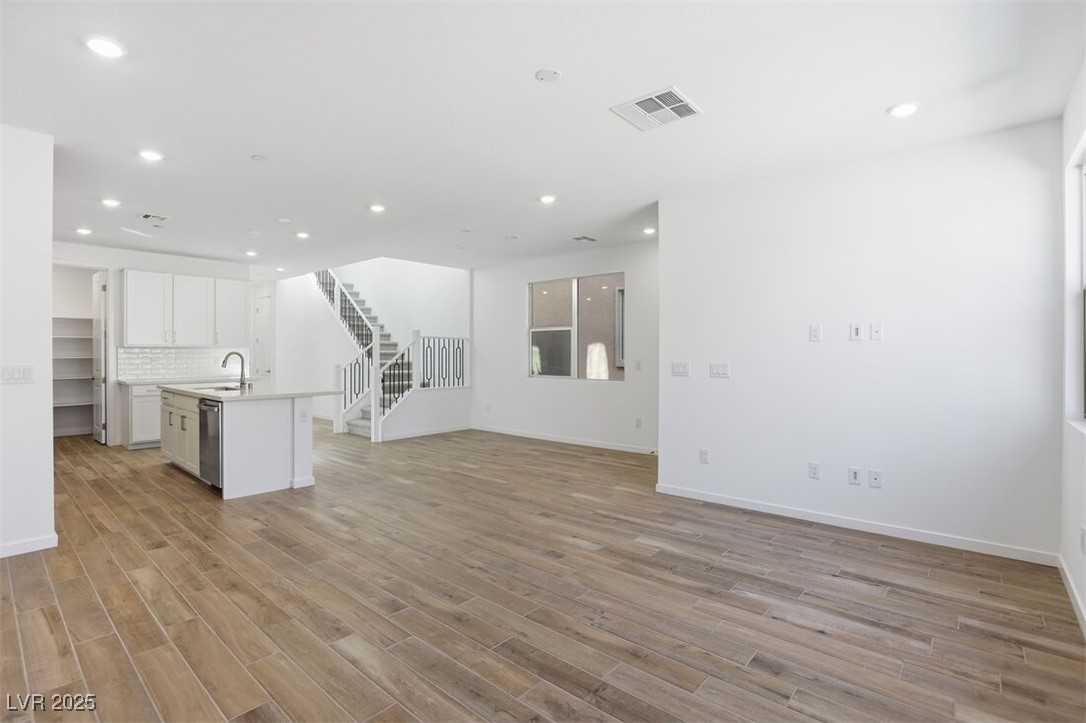 1477 Hopeful Lark Lane Property Photo 3