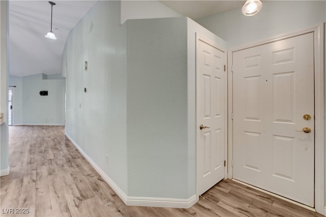 393 Blanca Springs Drive Property Photo 5