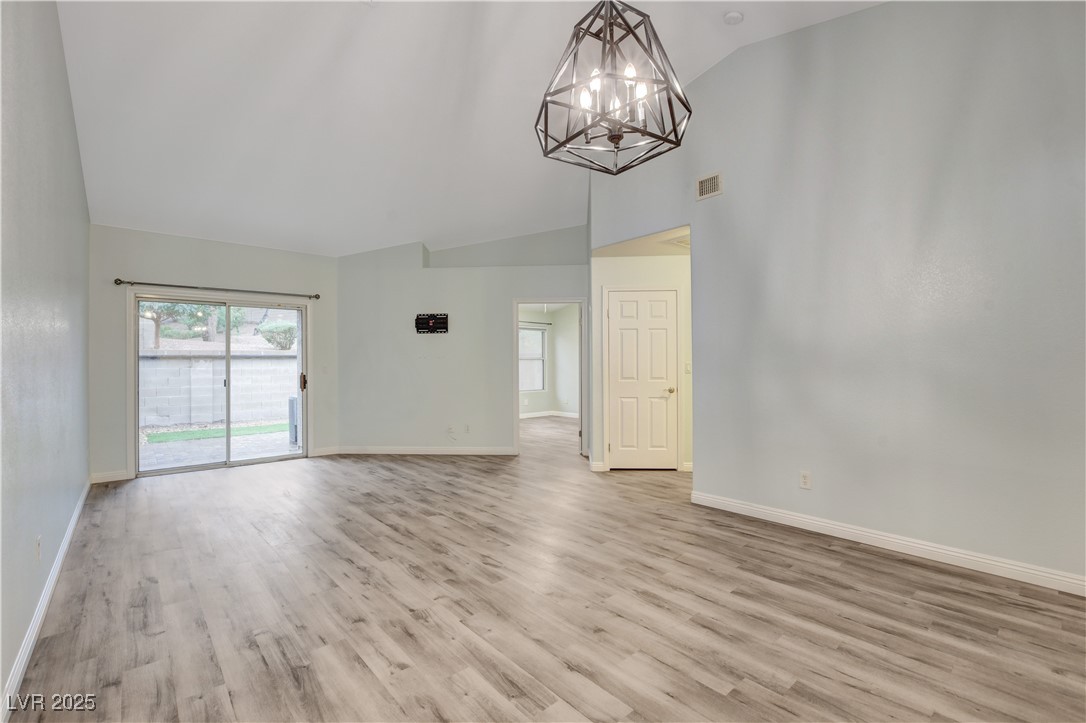 393 Blanca Springs Drive Property Photo 16