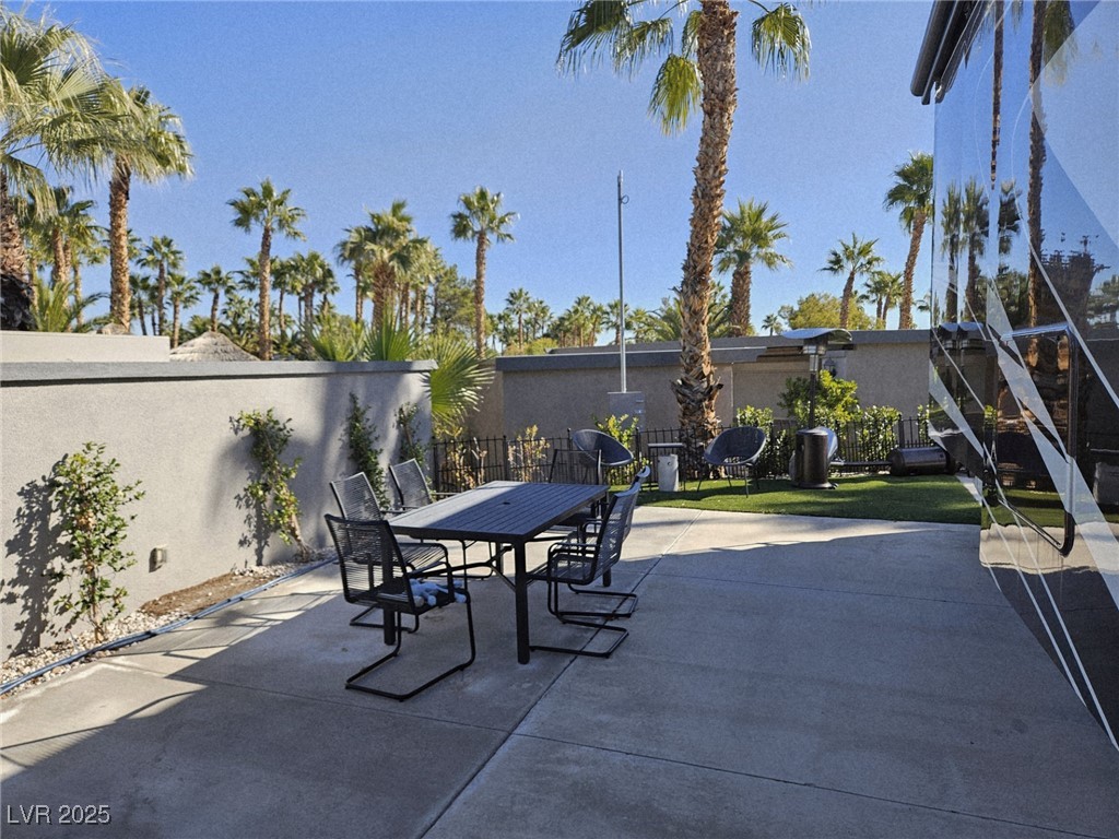8175 Arville Street 384 Property Photo 6