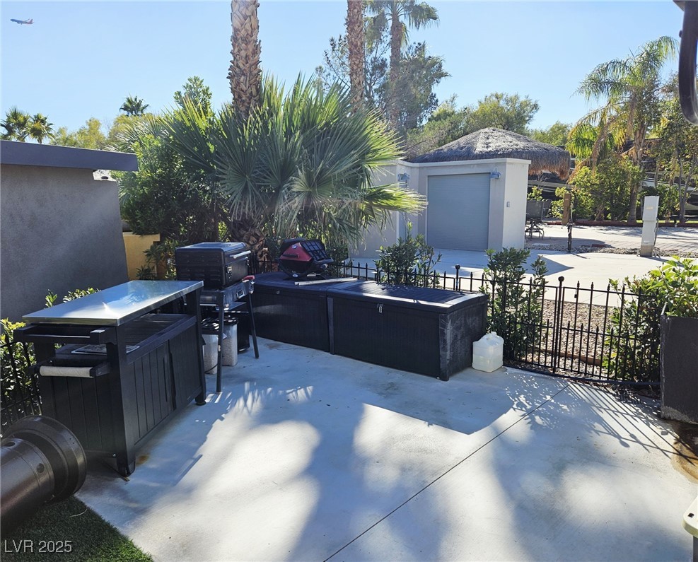8175 Arville Street 384 Property Photo 8
