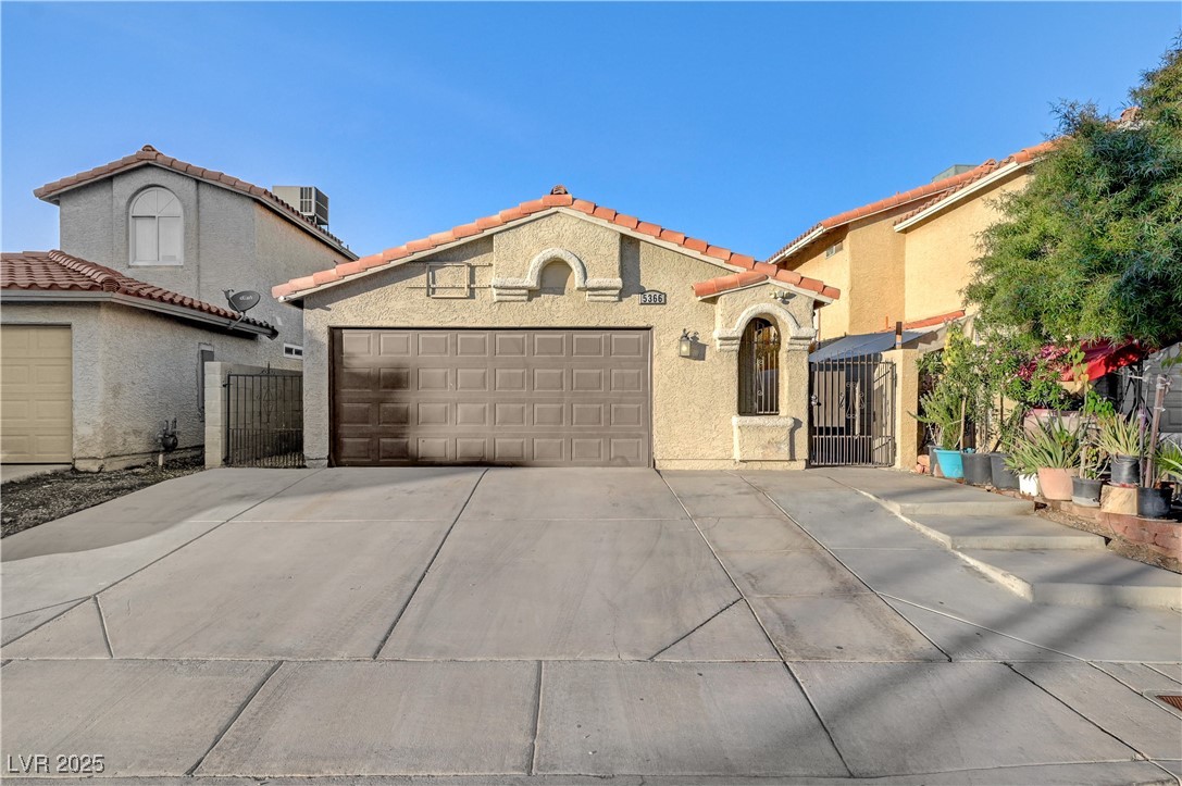 5366 Signet Court Property Photo 1