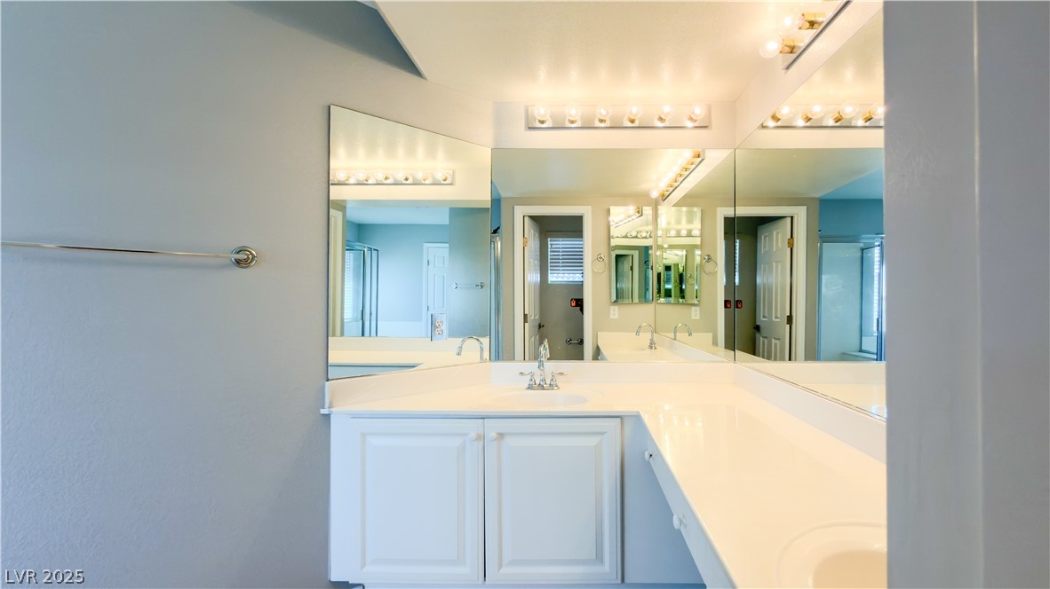 3610 Pinnate Drive Property Photo 8
