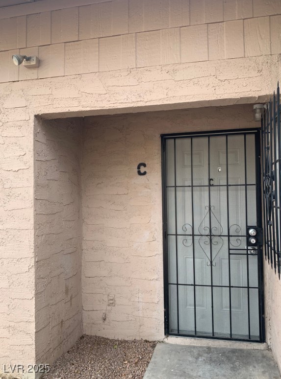 5148 Greene Lane C Property Photo 2