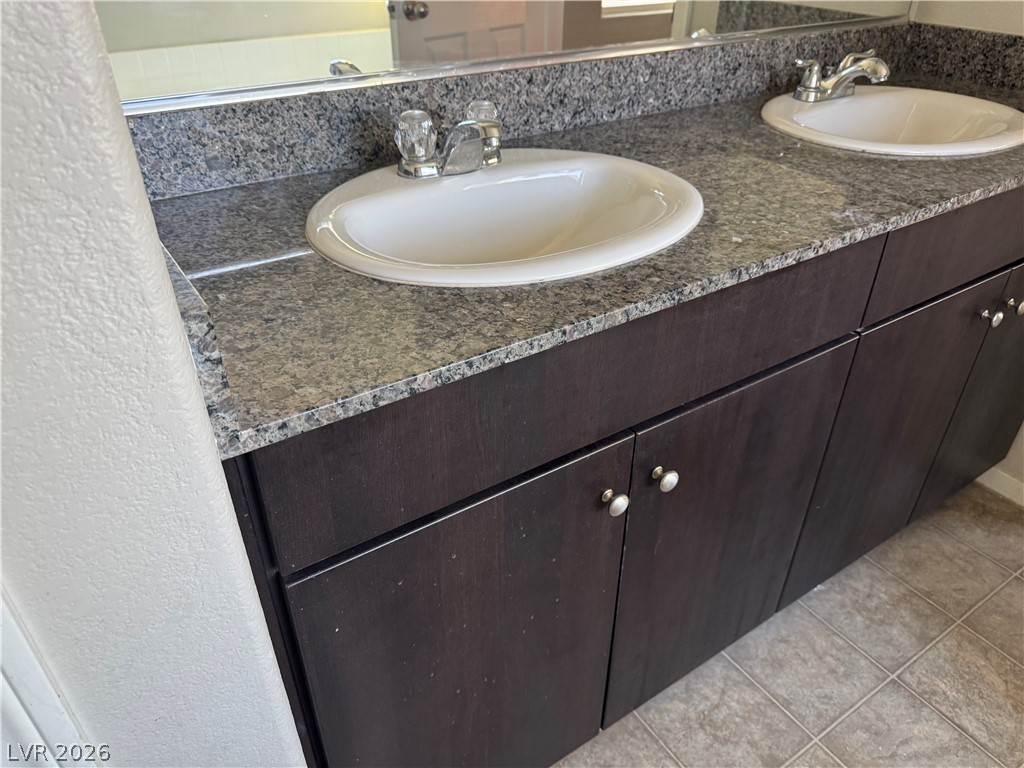 121 Brookhouse Court Property Photo 18