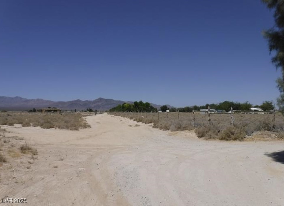 Obsidian Avenue Property Photo 5