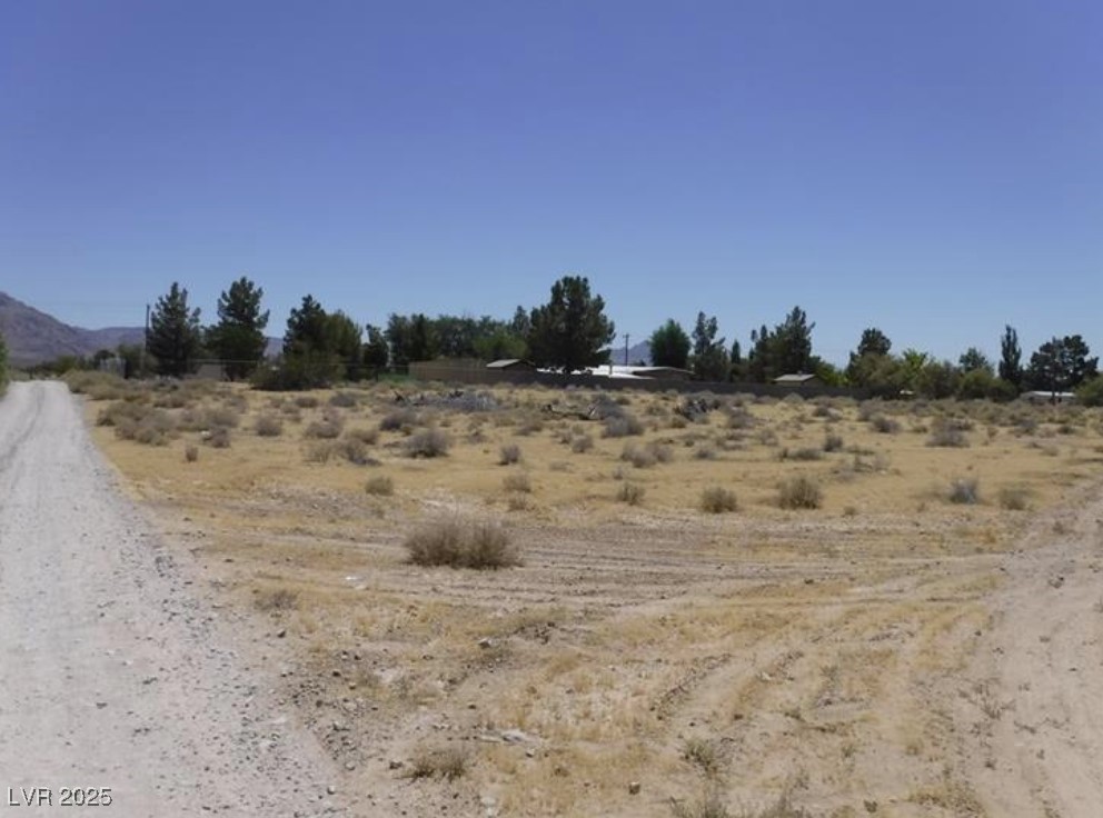 Obsidian Avenue Property Photo 8