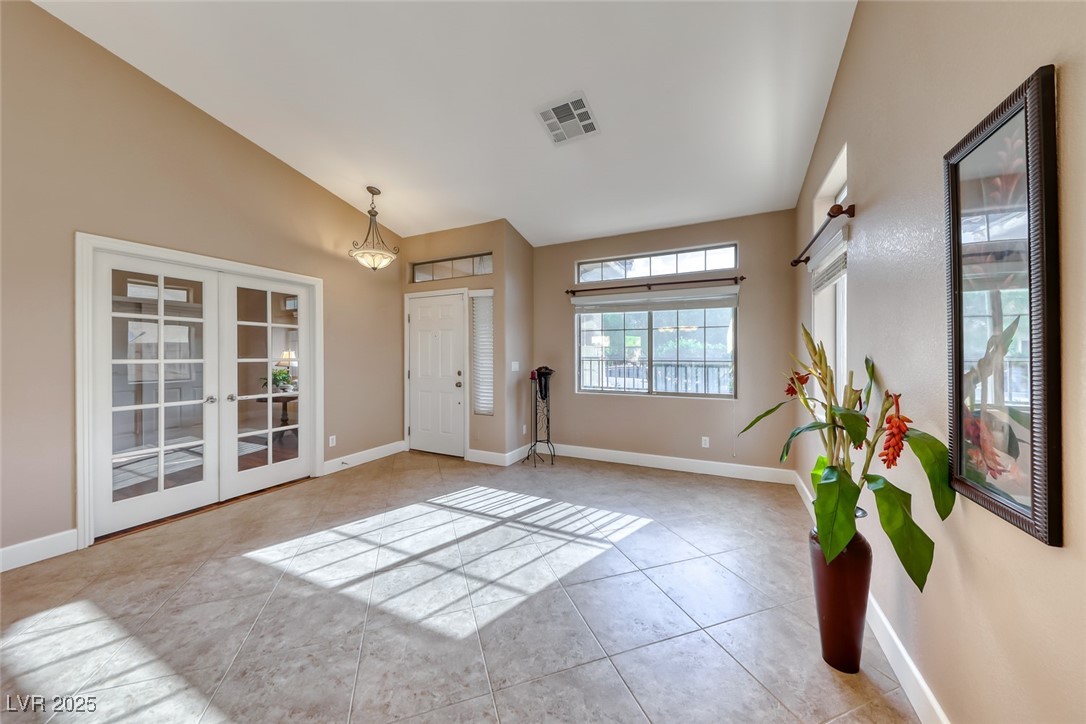 2764 Craigmillar Street Property Photo 2