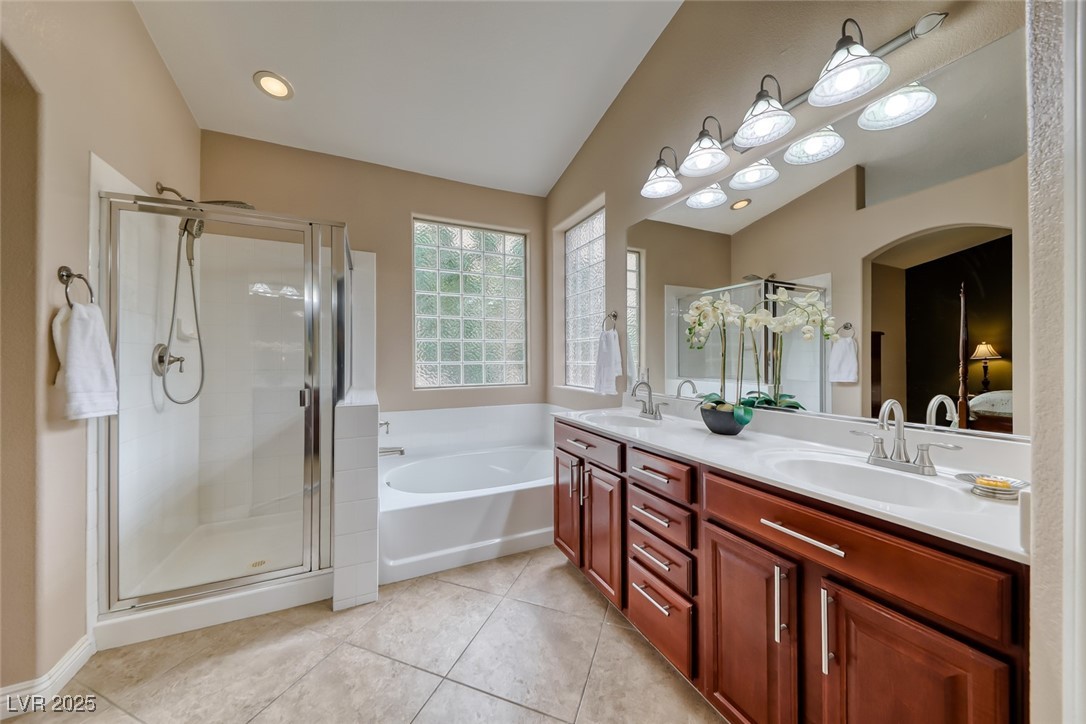 2764 Craigmillar Street Property Photo 16