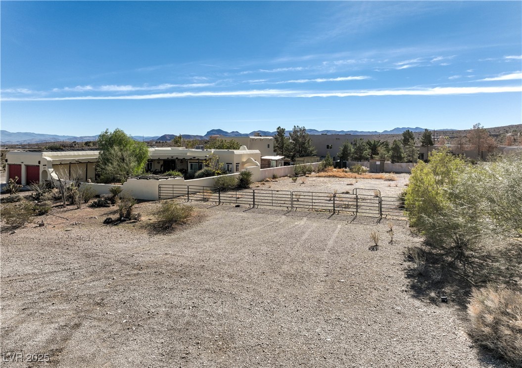 Wigwam Property Photo 2