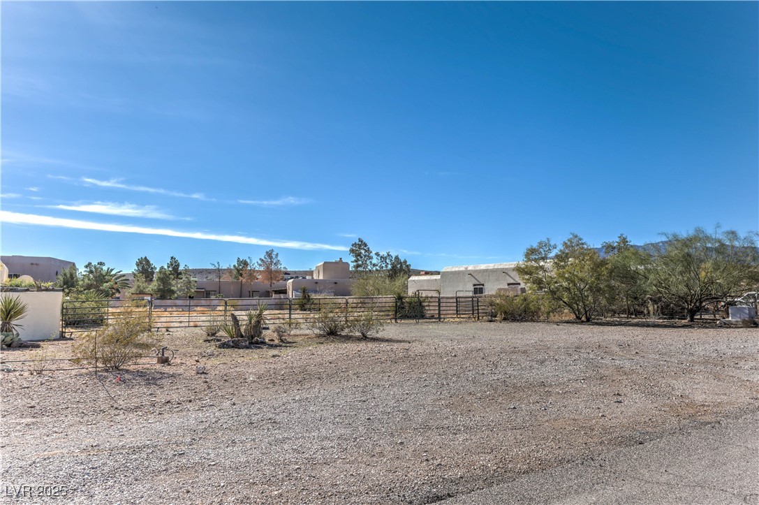 Wigwam Property Photo 5