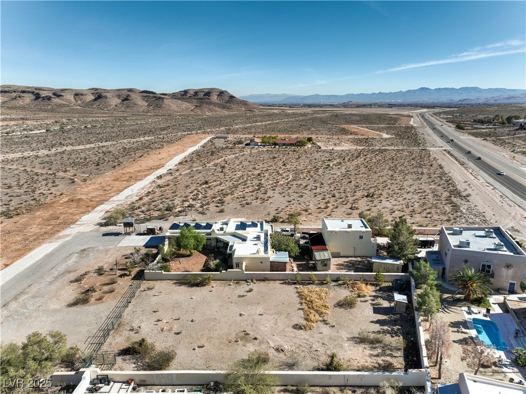 Wigwam Property Photo 15