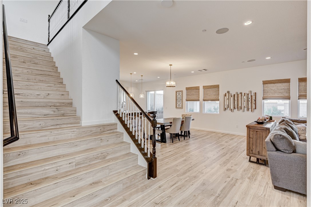 10136 Sequoia Glen Avenue Property Photo 4
