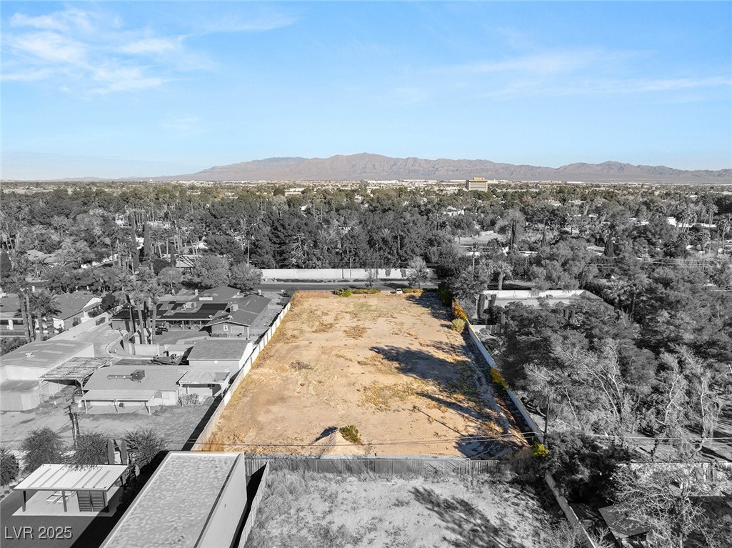 2715 Alta Drive Property Photo 14