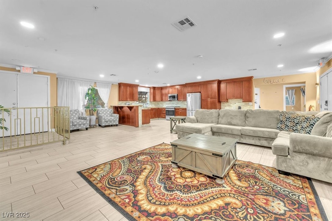 7830 Spencer Street Property Photo 11