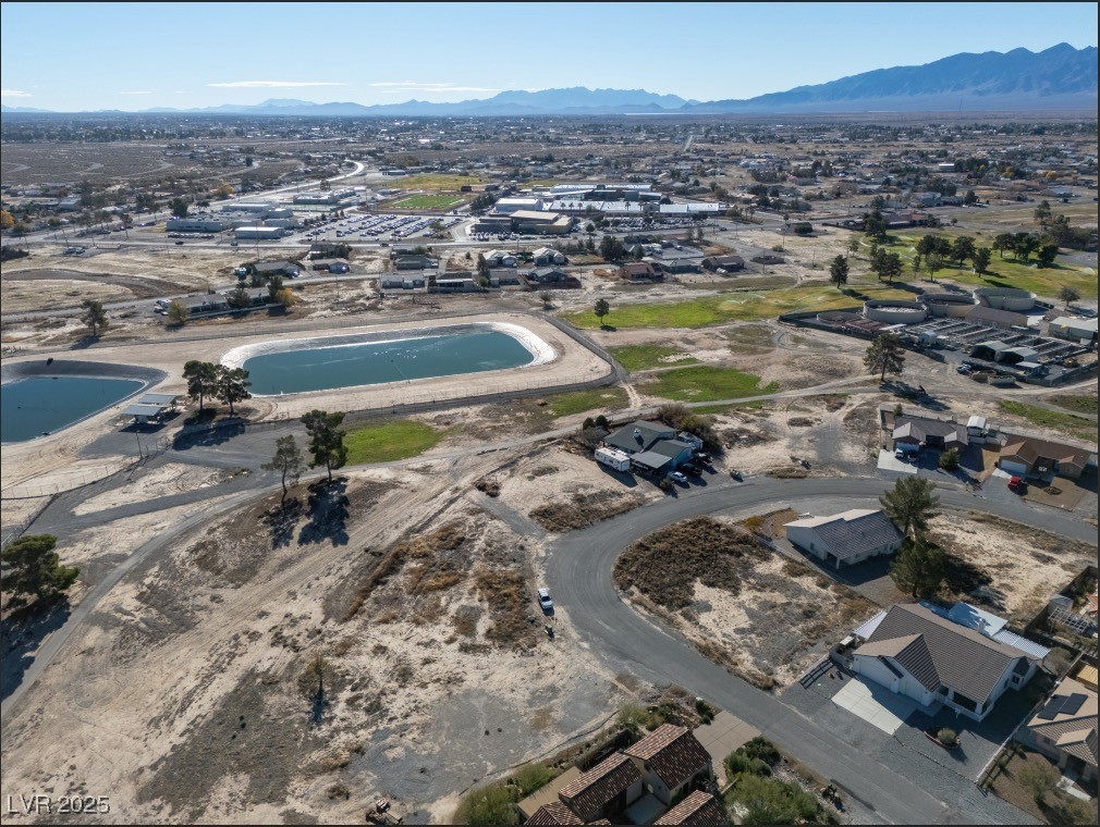 401 Happy Canyon Road Property Photo 3