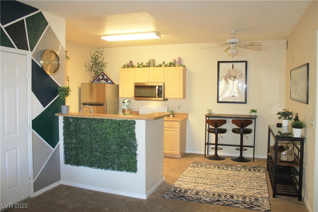 8250 North Grand Canyon Drive 2110 Property Photo 7