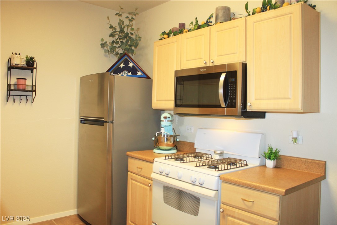 8250 North Grand Canyon Drive 2110 Property Photo 12