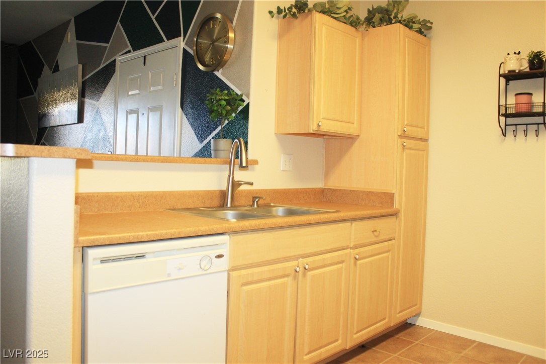 8250 North Grand Canyon Drive 2110 Property Photo 13