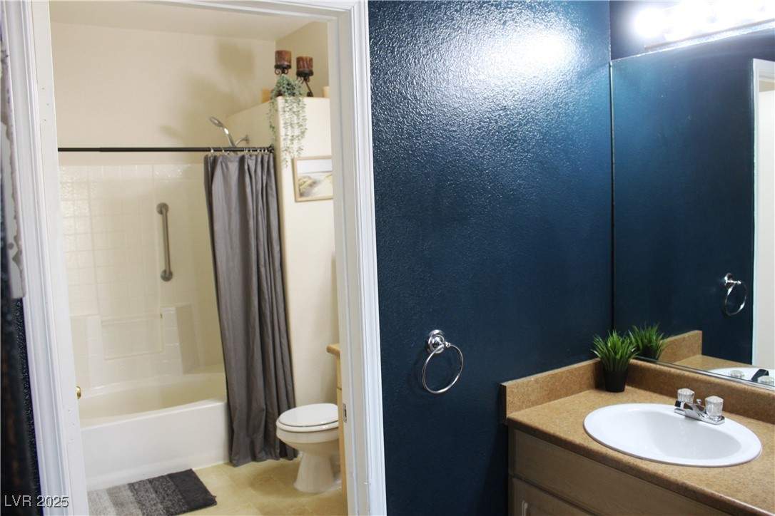 8250 North Grand Canyon Drive 2110 Property Photo 18