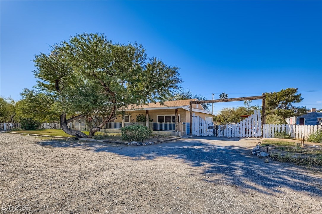 1233 Comstock Drive