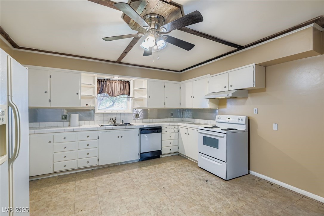 1233 Comstock Drive Property Photo 10