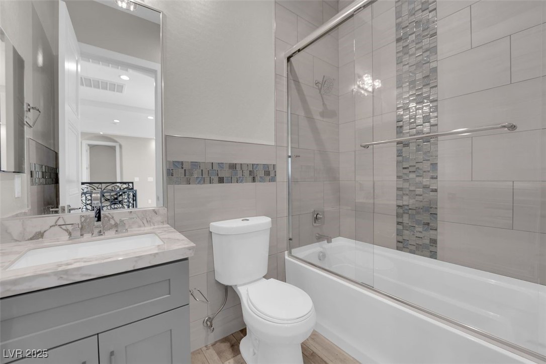 4115 Topaz Hills Drive Property Photo 20