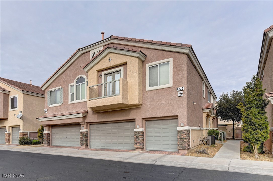 8720 Horizon Wind Avenue 102 Property Photo 1