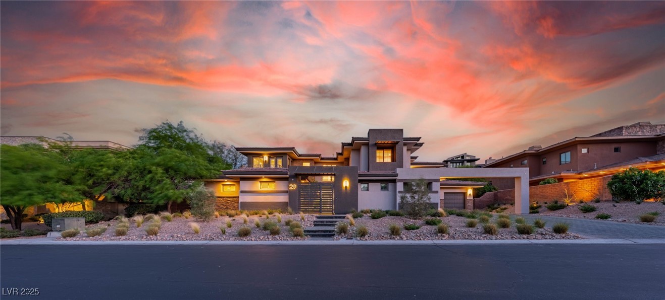 29 Soaring Bird Court Property Photo 1