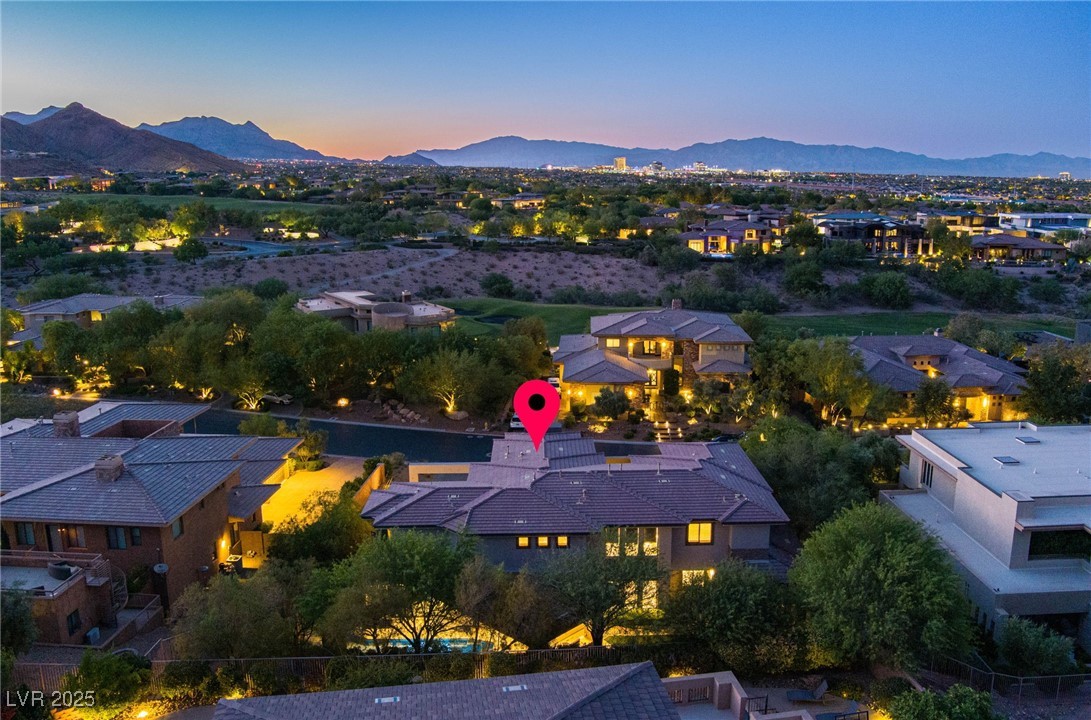 29 Soaring Bird Court Property Photo 2