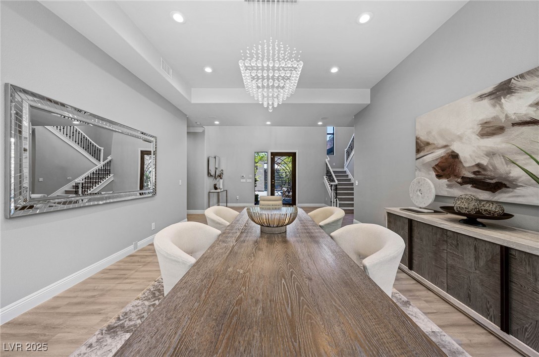 29 Soaring Bird Court Property Photo 10