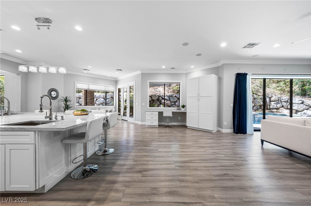 29 Soaring Bird Court Property Photo 17