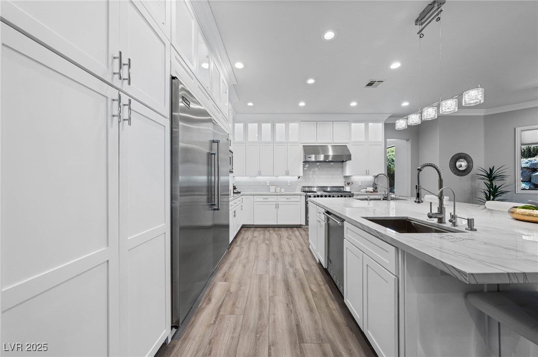 29 Soaring Bird Court Property Photo 18