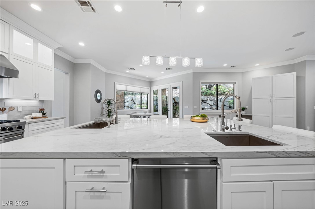 29 Soaring Bird Court Property Photo 20