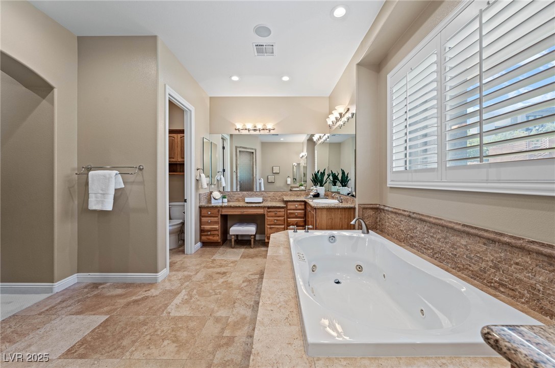 29 Soaring Bird Court Property Photo 63