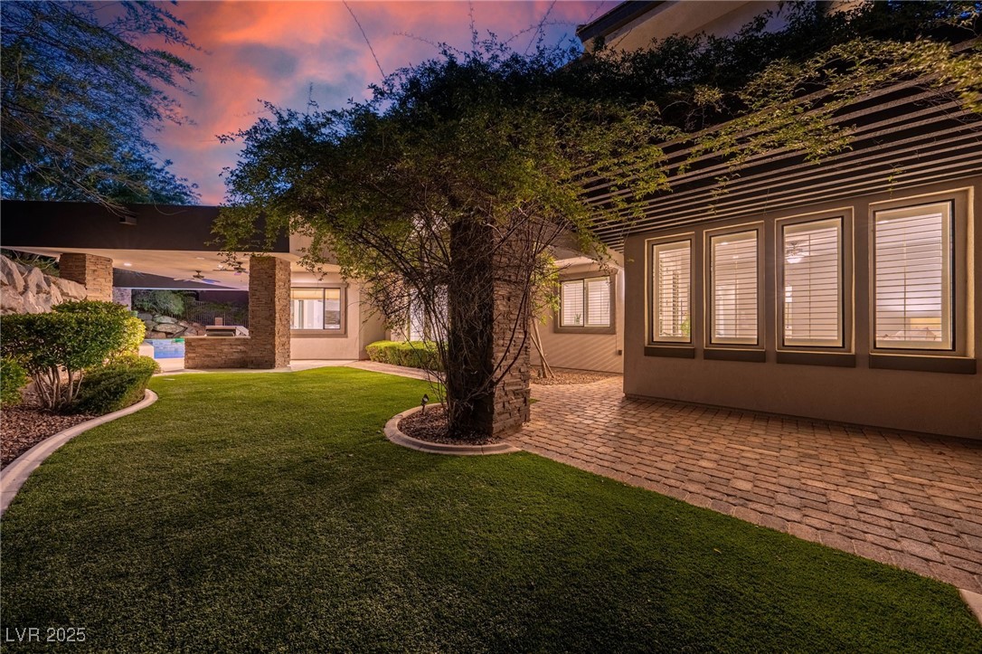 29 Soaring Bird Court Property Photo 69