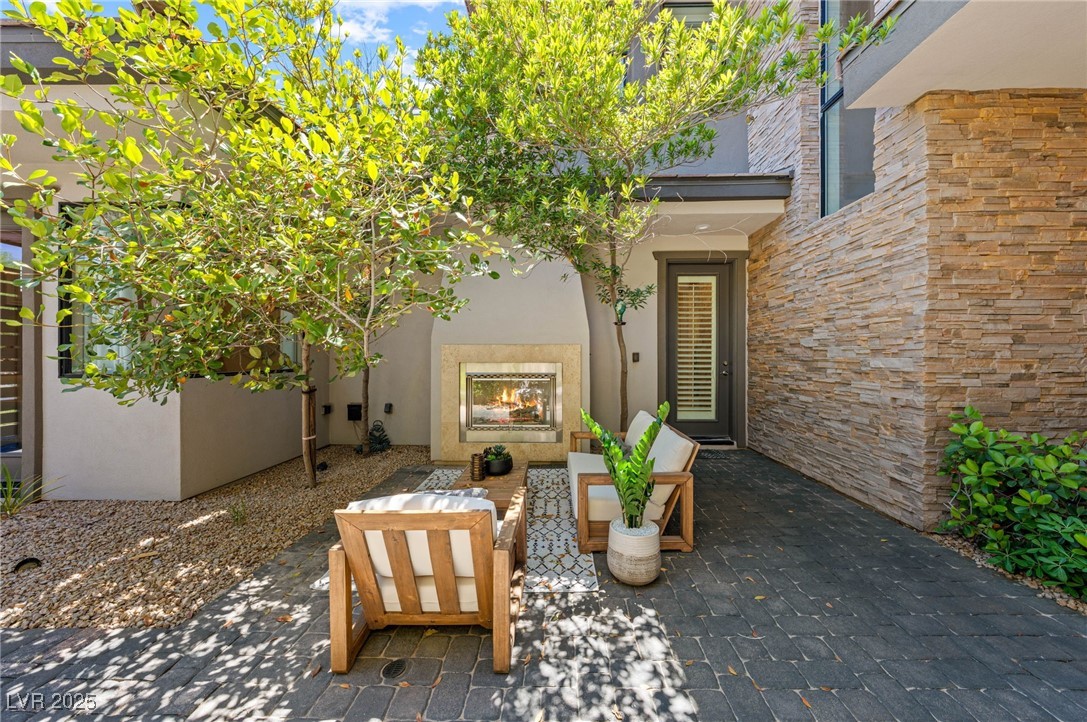 29 Soaring Bird Court Property Photo 73