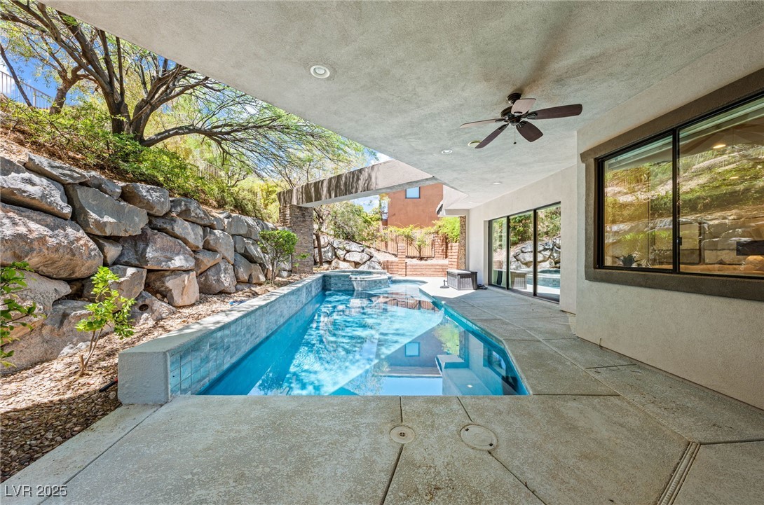 29 Soaring Bird Court Property Photo 83