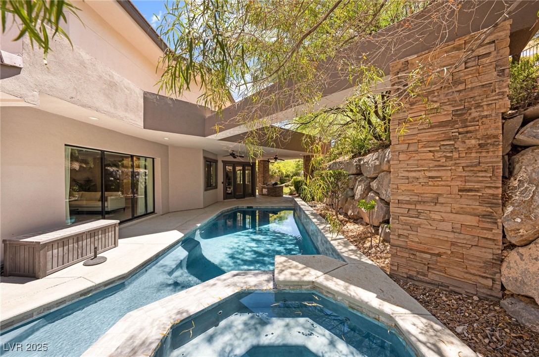 29 Soaring Bird Court Property Photo 90