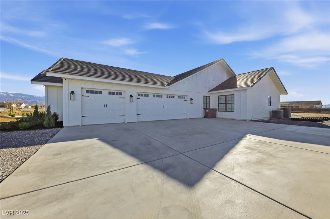 1221 Marion Miller Property Photo 5