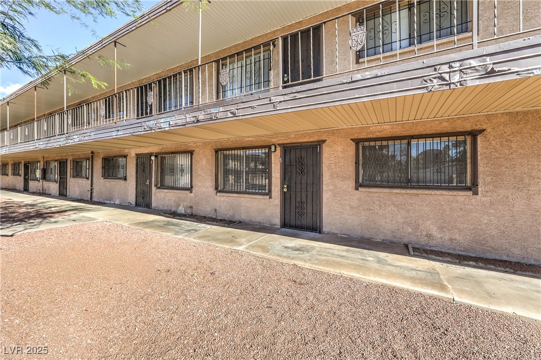 3720 Royal Crest Street 4 & 5 Property Photo 33