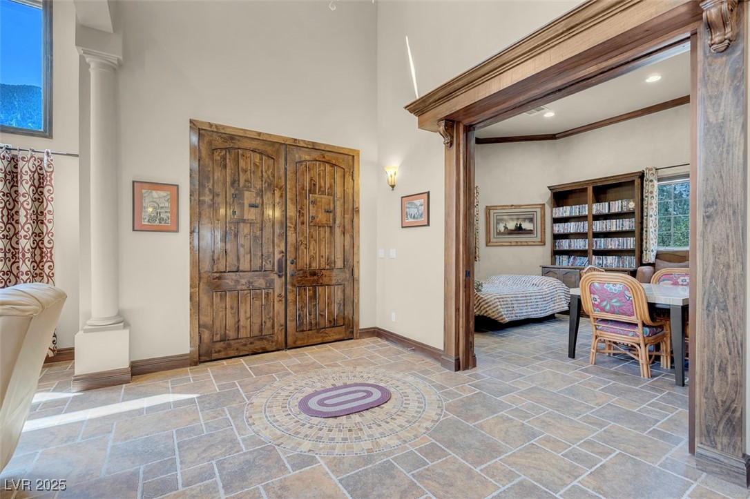 264 Crestview Drive Property Photo 11